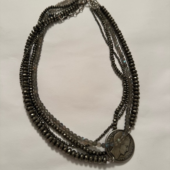 Love Heals Necklace - Picture 2 of 2